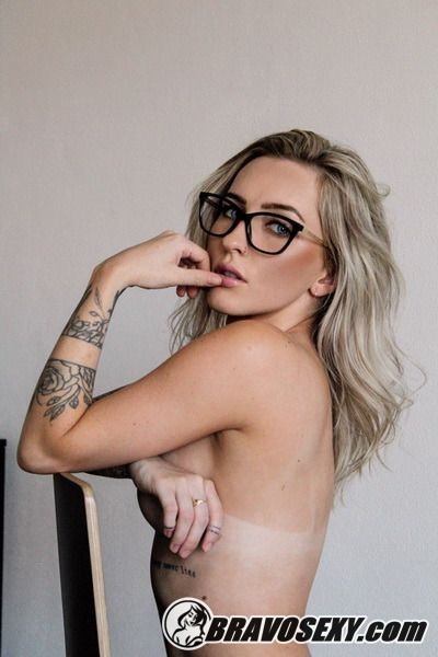 22-12-2025 - Model nr. 045 - Michaela V - Czech Glamour Models - Blog - Czech Glamour Models - Model Agency and Photo Video content studio